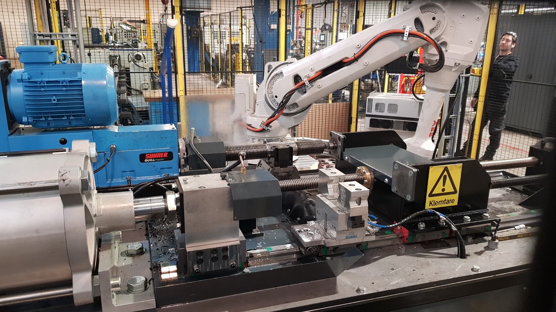 Automatisert Bor & Presse maskin